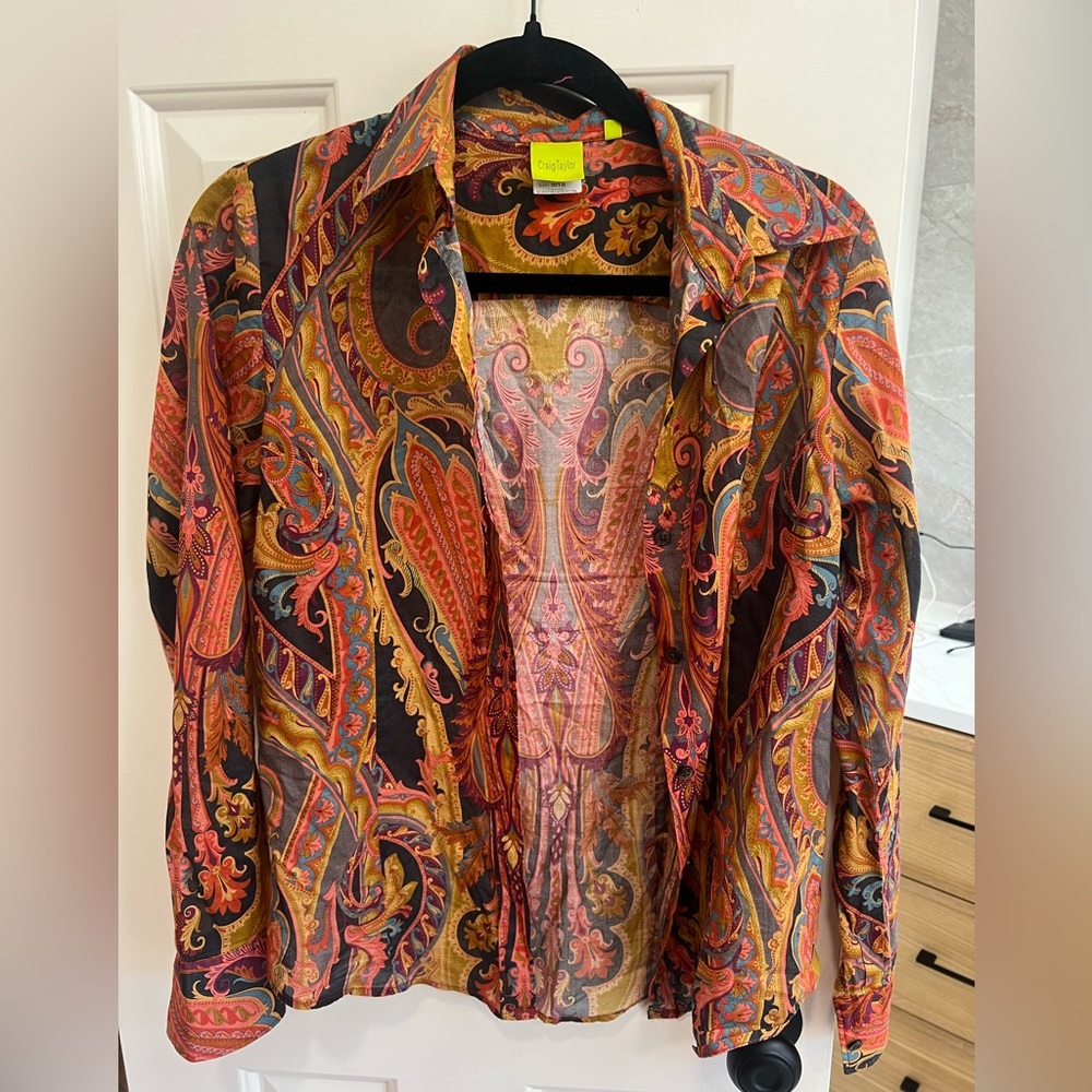 Women’s Craig Taylor Button up shirt